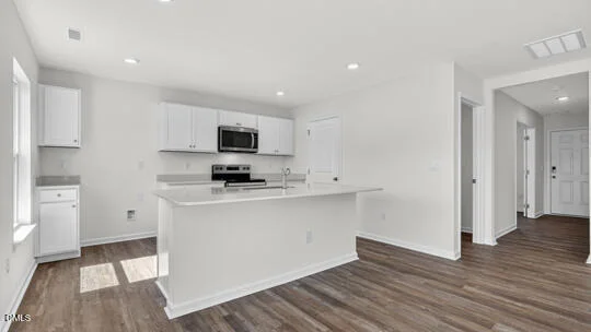 Photo of 102 Ross Drive