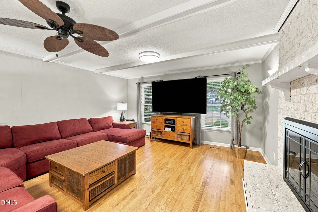 Photo of 5312 Fairoaks Road