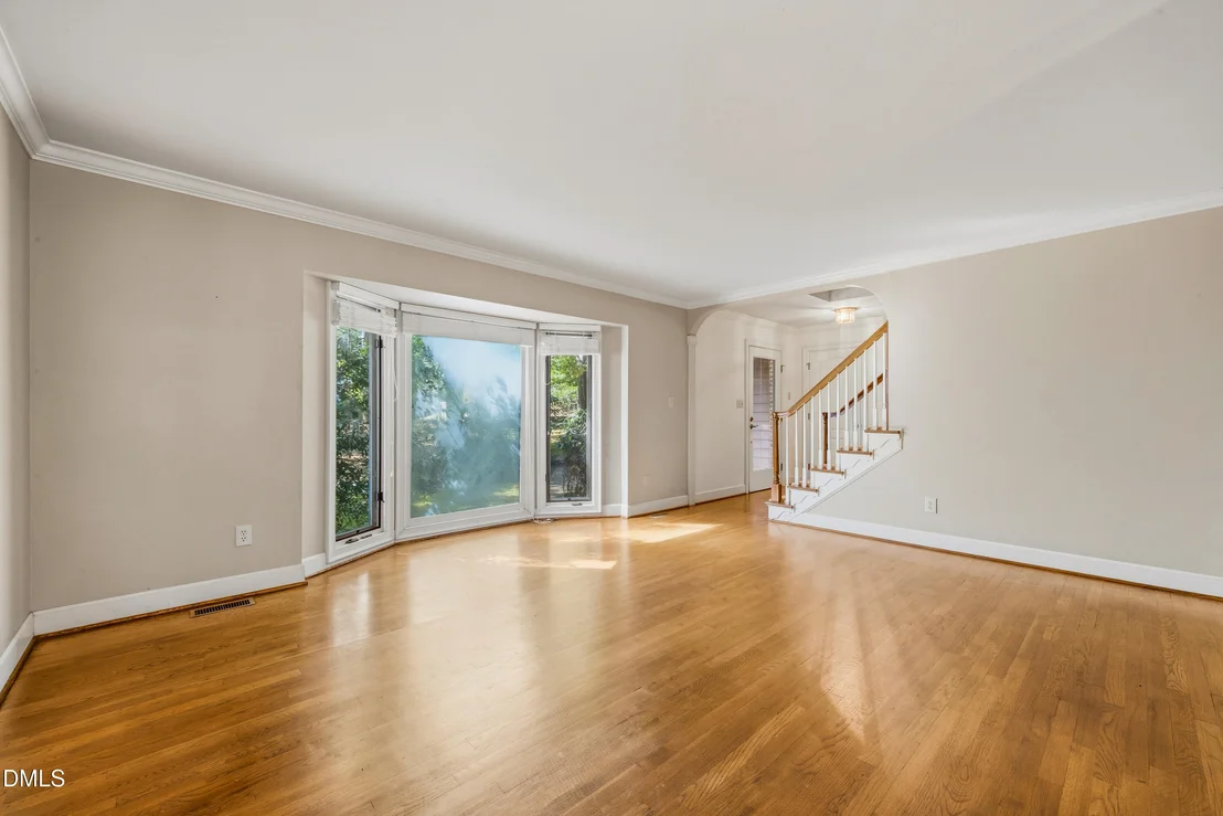 Photo of 225 Dalton Drive