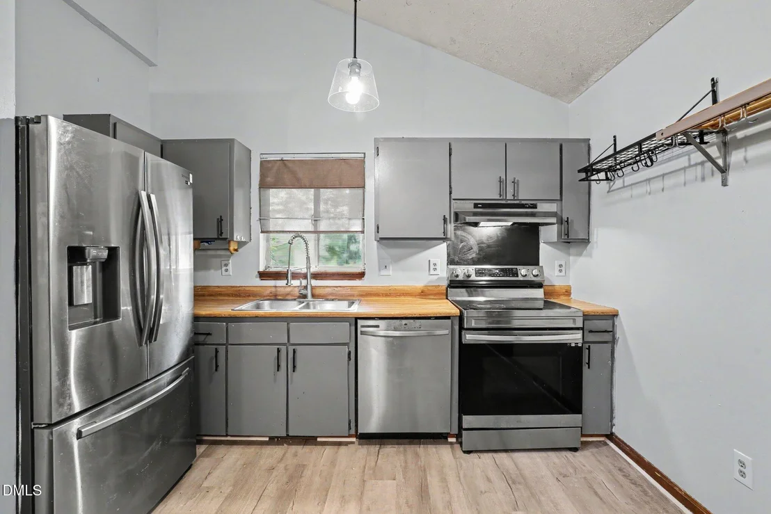 Photo of 4232 Labrador Drive