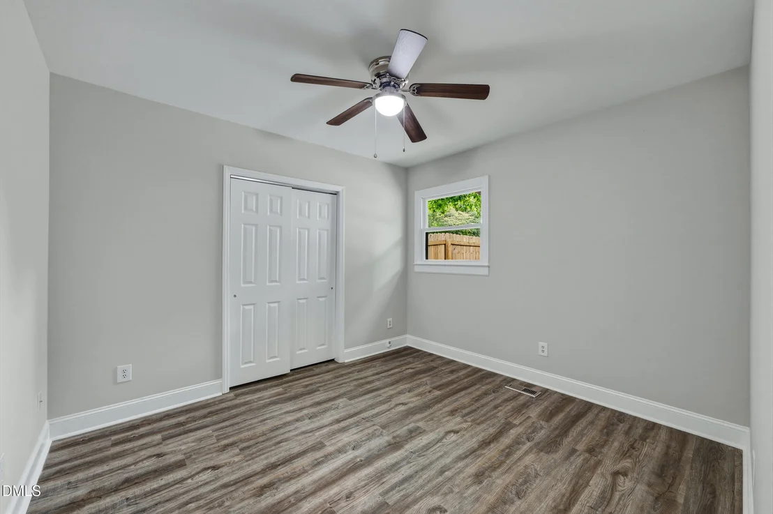 Photo of 503 E Juniper Avenue