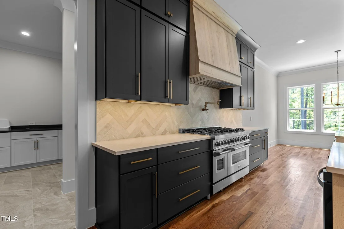 Photo of 1120 Springdale Drive