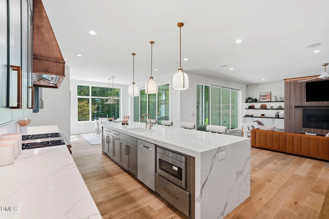 Photo of 213 Westhampton Drive