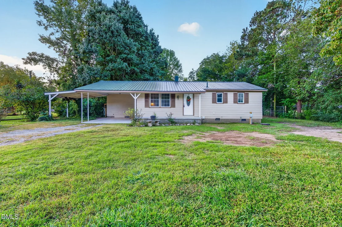 Photo of 935 Maynard Road
