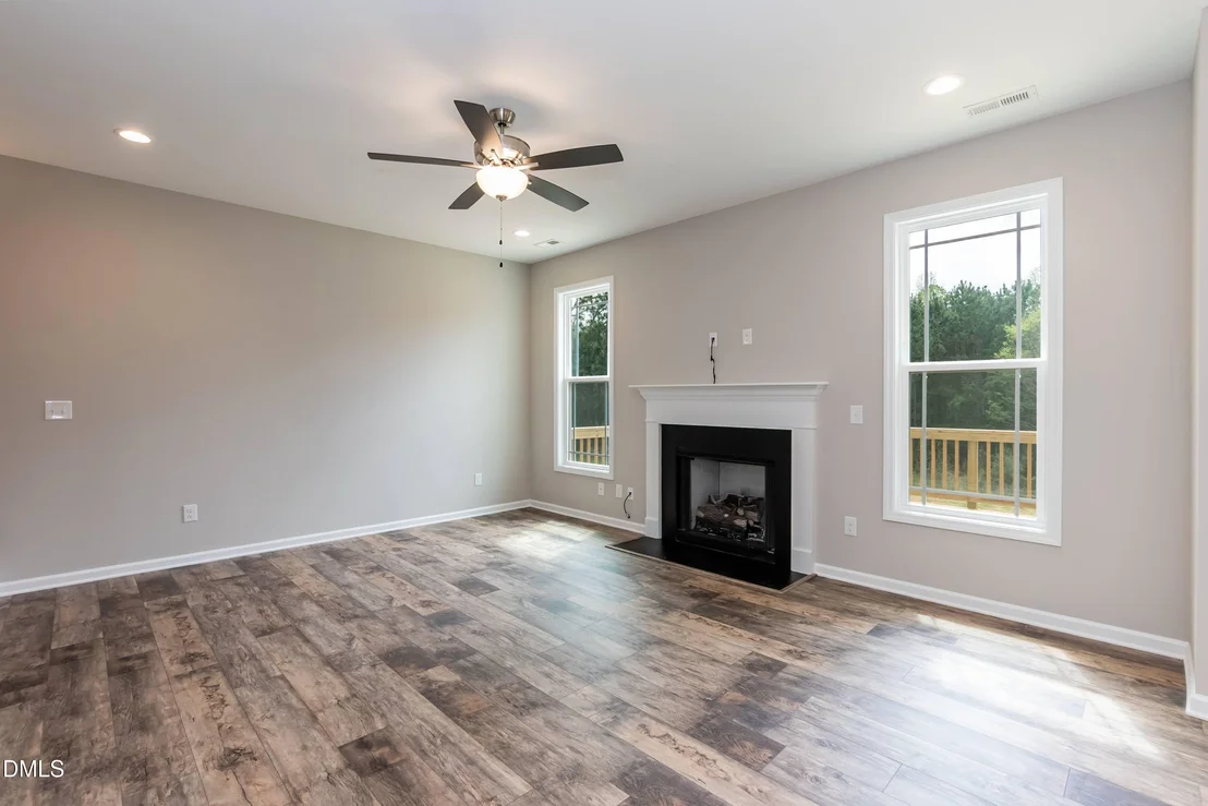 Photo of 590 Long View Drive