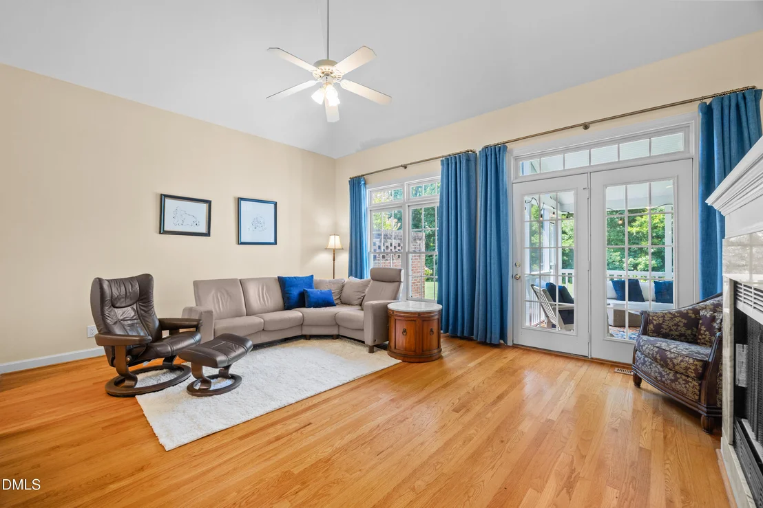 Photo of 143 S Fields Circle