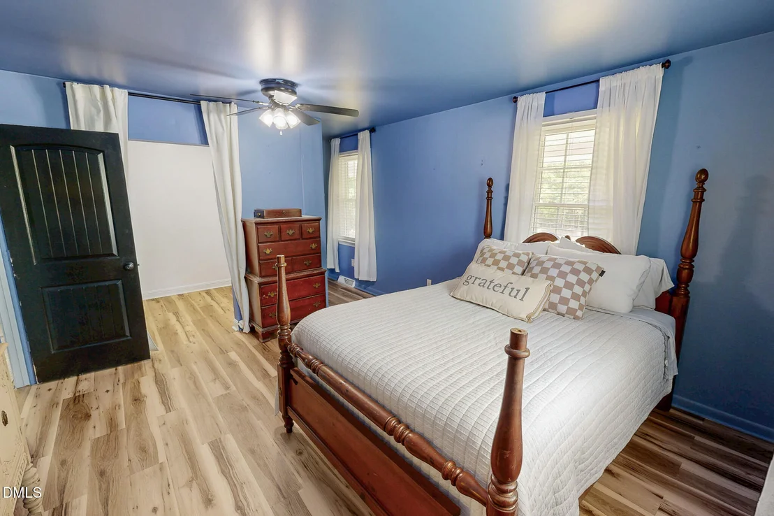 Photo of 1641 Oak Grove Road