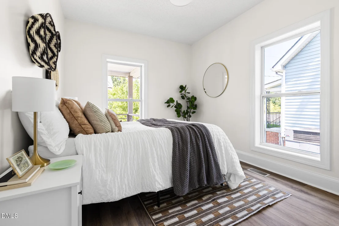 Photo of 310 Lyric Street