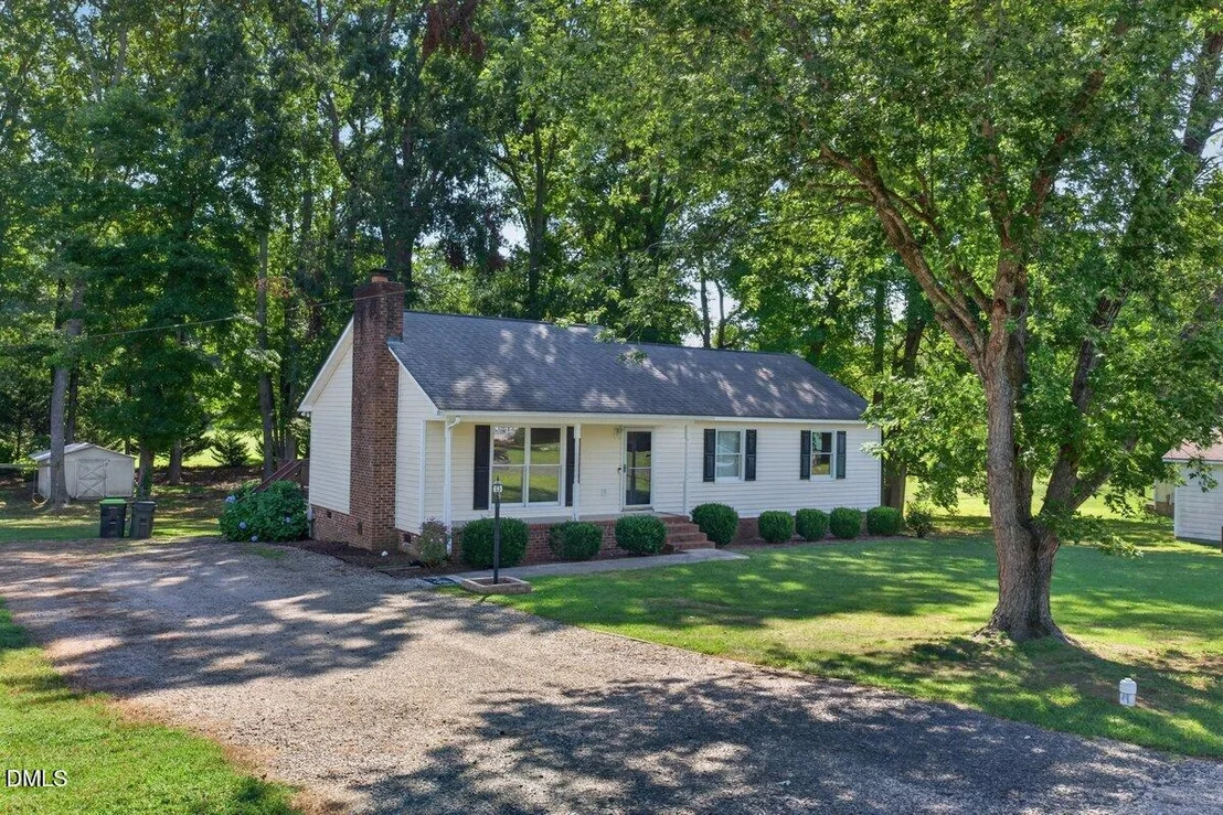 Photo of 102 Meadow Park