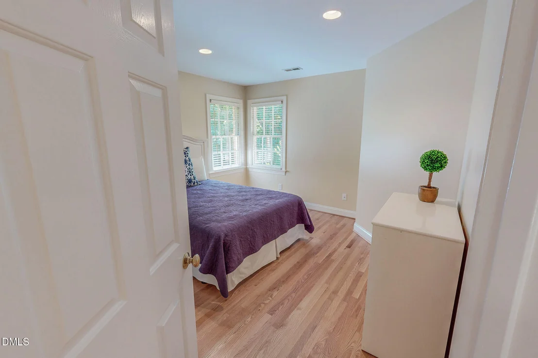 Photo of 355 Denada Path