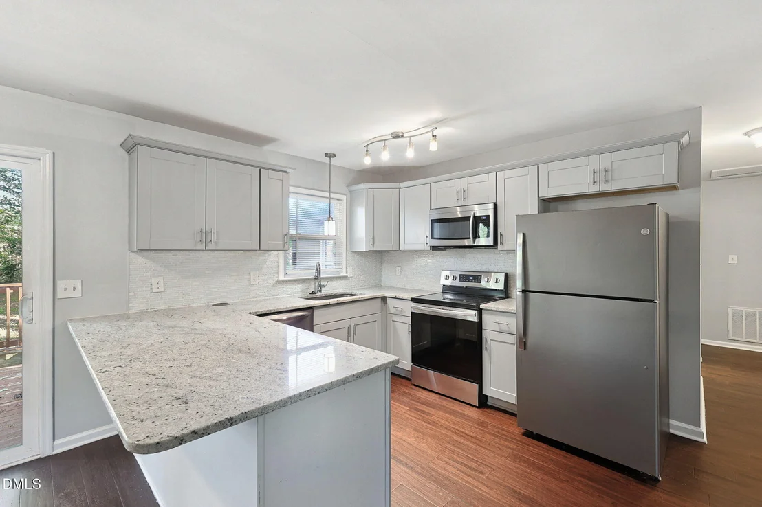 Photo of 5613 Deerborn Drive