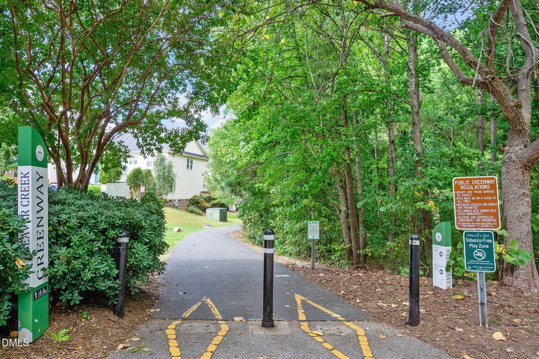 Photo of 1004 Town Side Drive