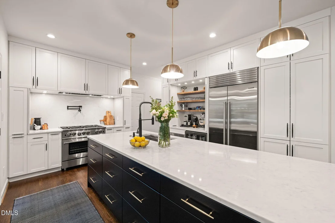 Photo of 102 Ormsby Court