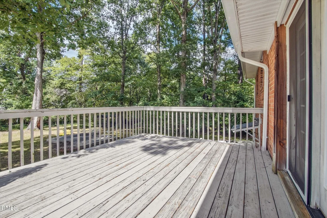 Photo of 6424 Amhurst Road