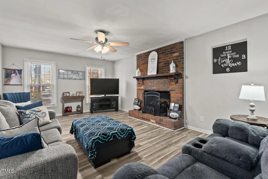 Photo of 130 Twin Oaks Drive