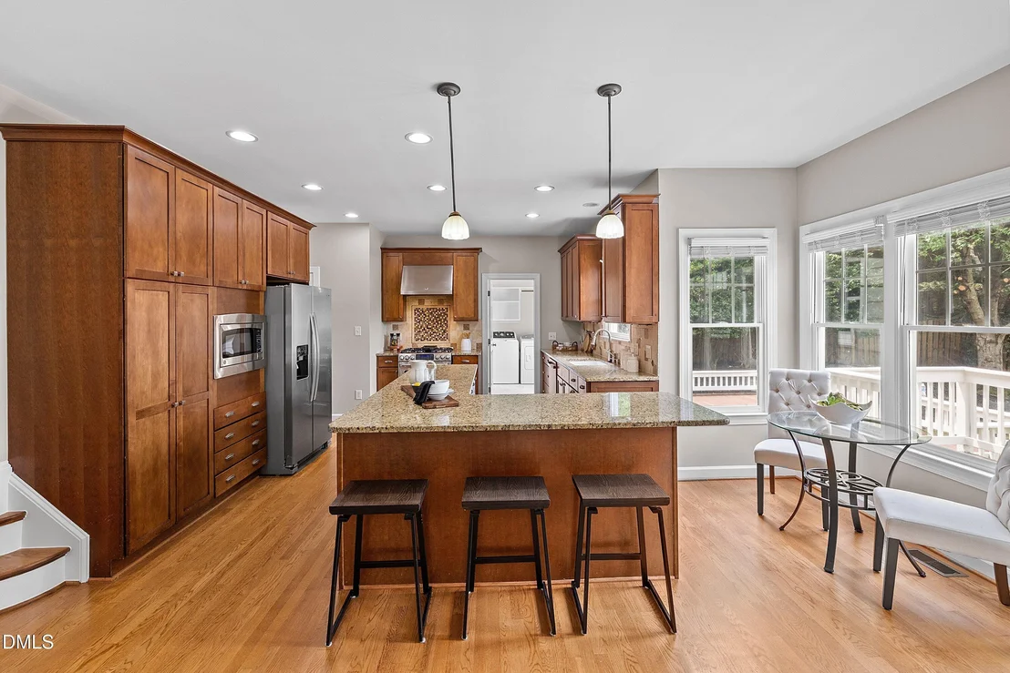 Photo of 100 Robbins Reef Way