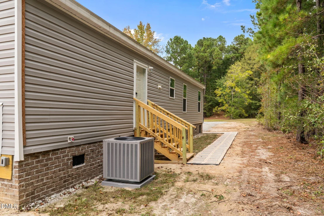Photo of 38 Emerald Lane