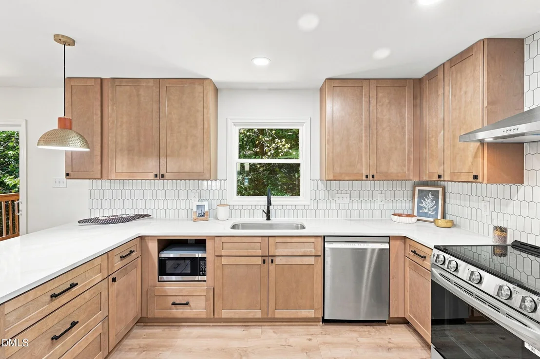 Photo of 1712 Rosedale Avenue