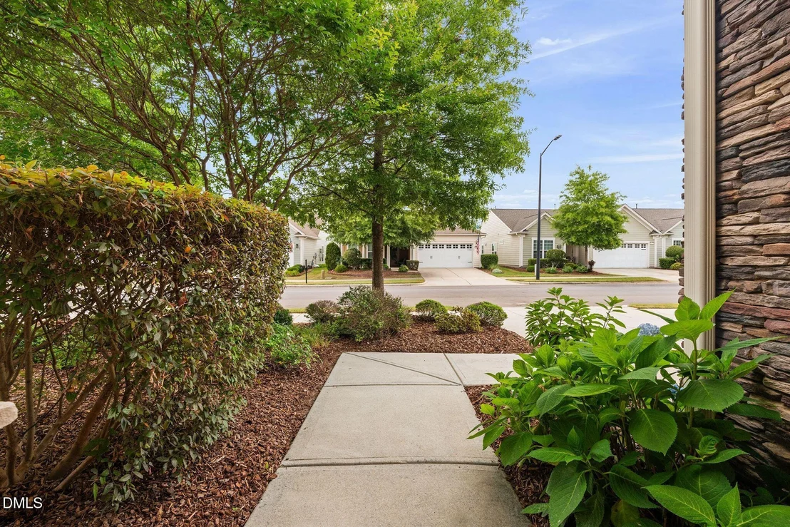 Photo of 820 Gaston Manor Drive