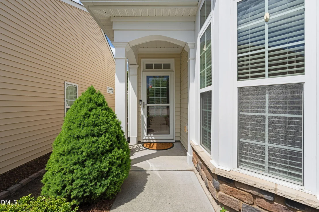 Photo of 725 Bradhurst Place