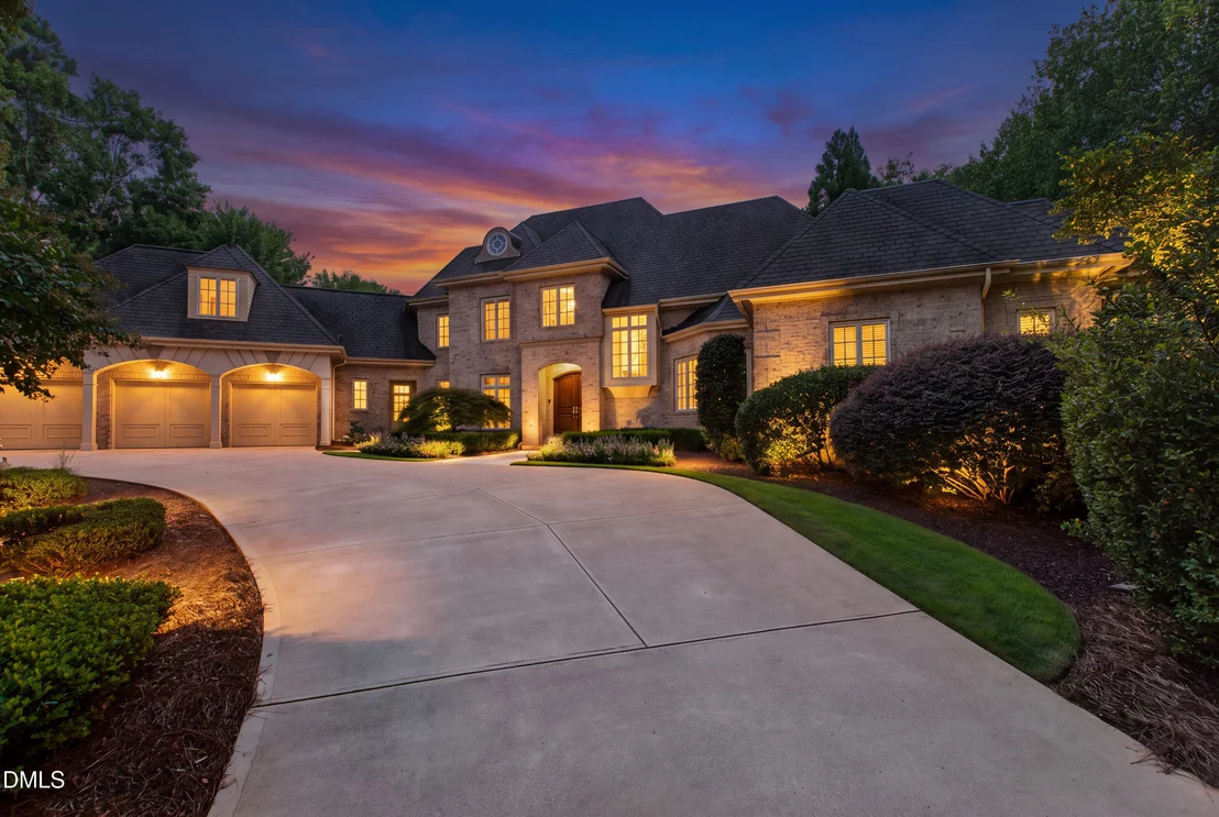 Photo of 113 Richelieu Drive