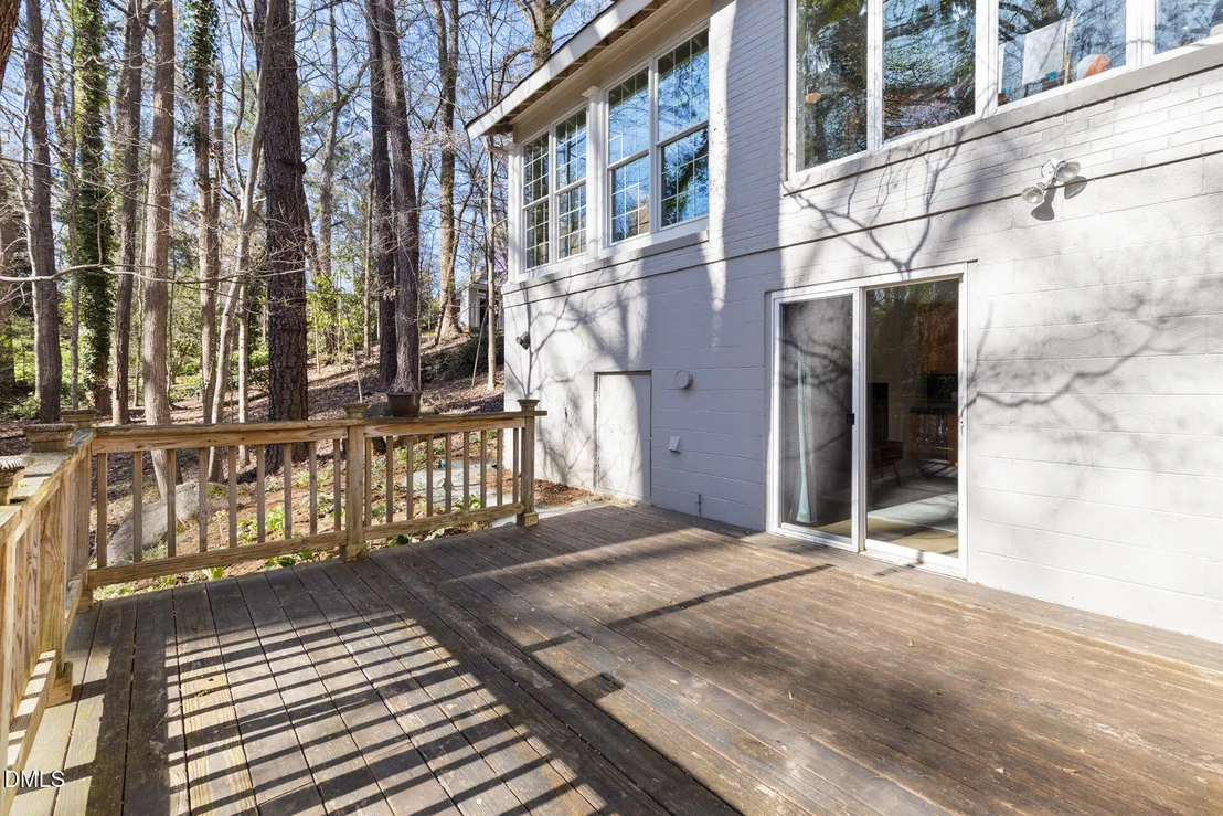 Photo of 353 Tenney Circle