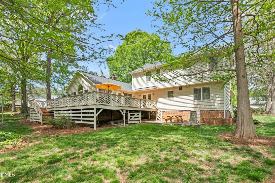 Photo of 207 Windrift Drive