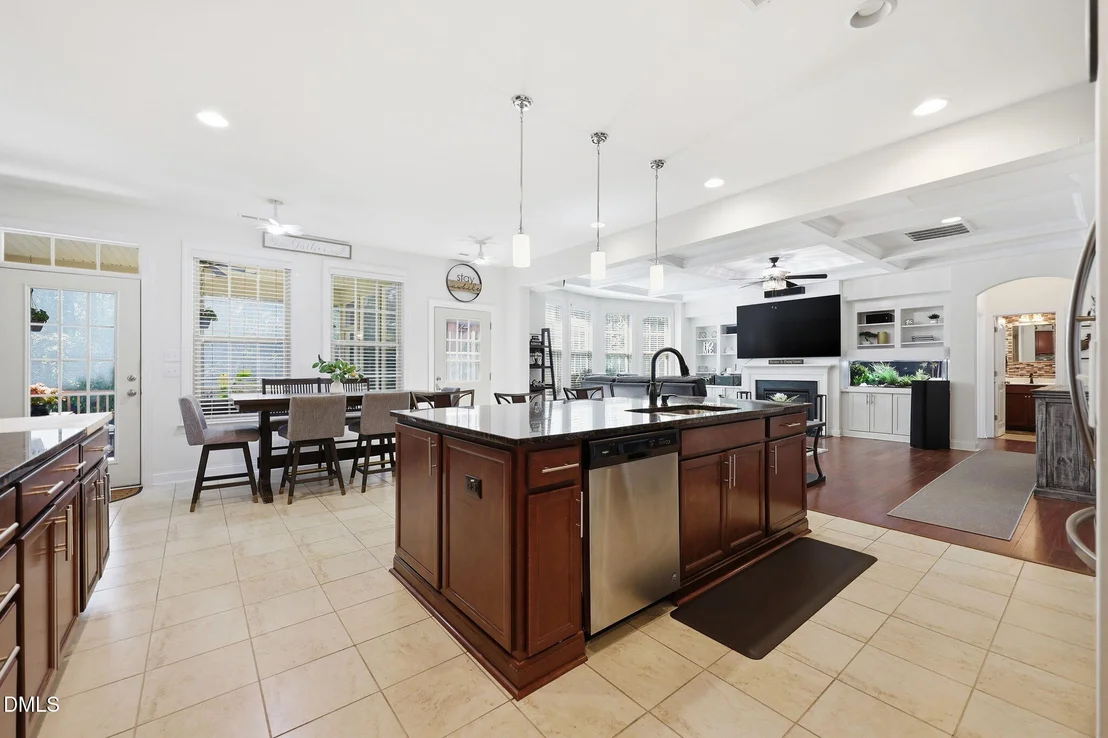 Photo of 535 Long View Drive