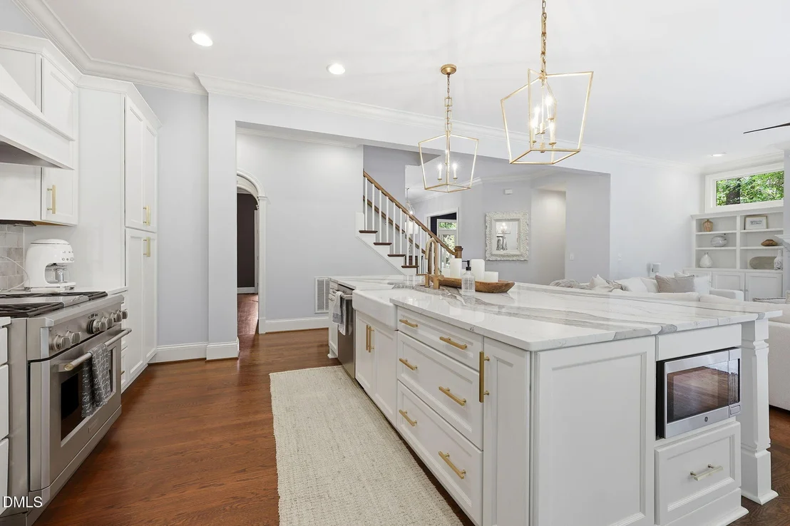 Photo of 1031 Pinehurst Drive