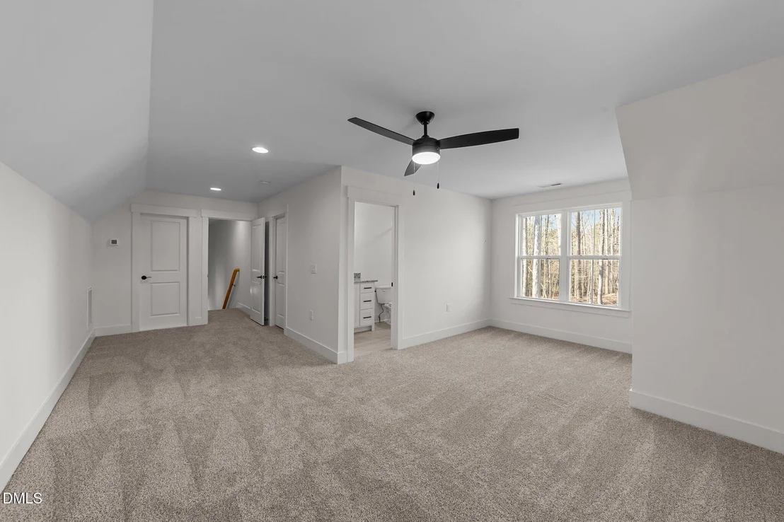 Photo of 305 Slocum Drive