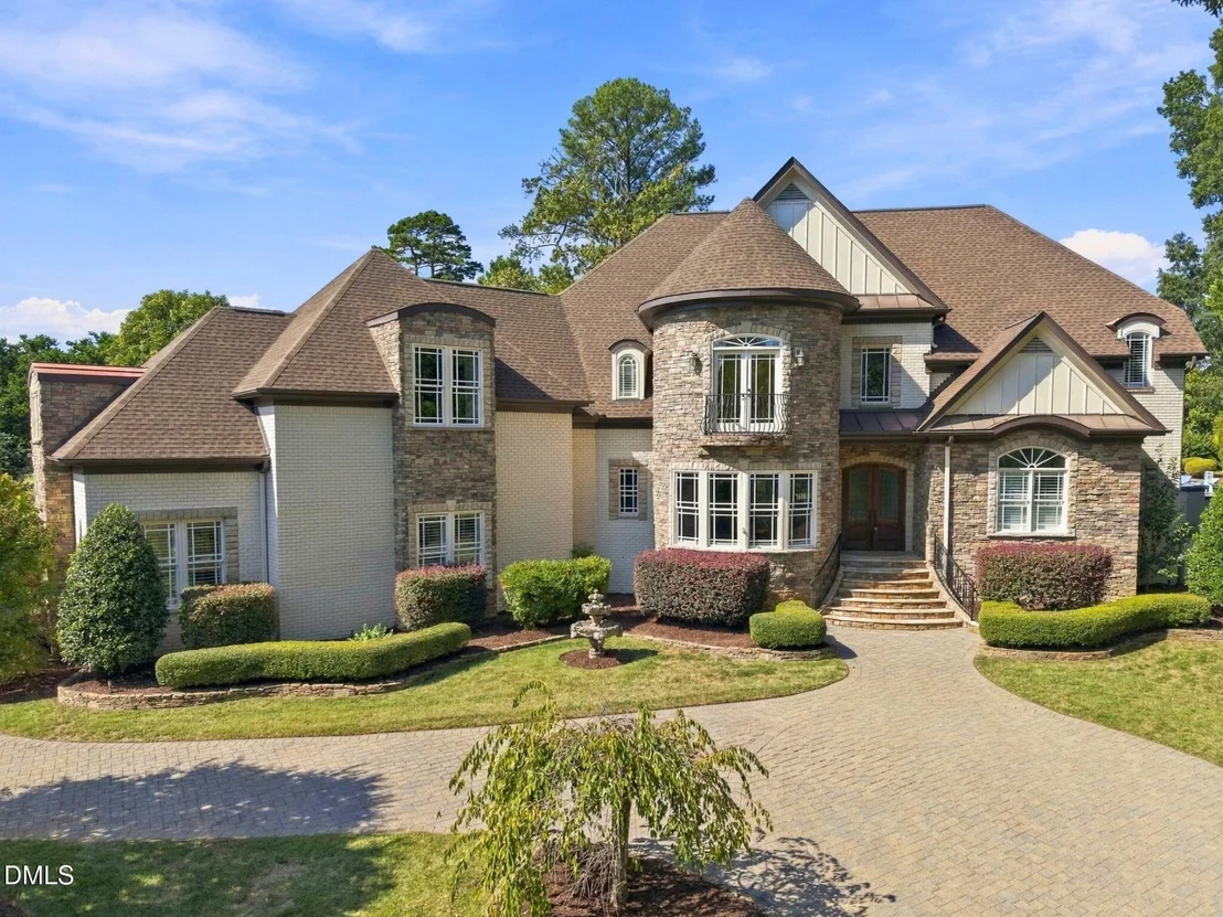 Photo of 6701 Foxfire Place