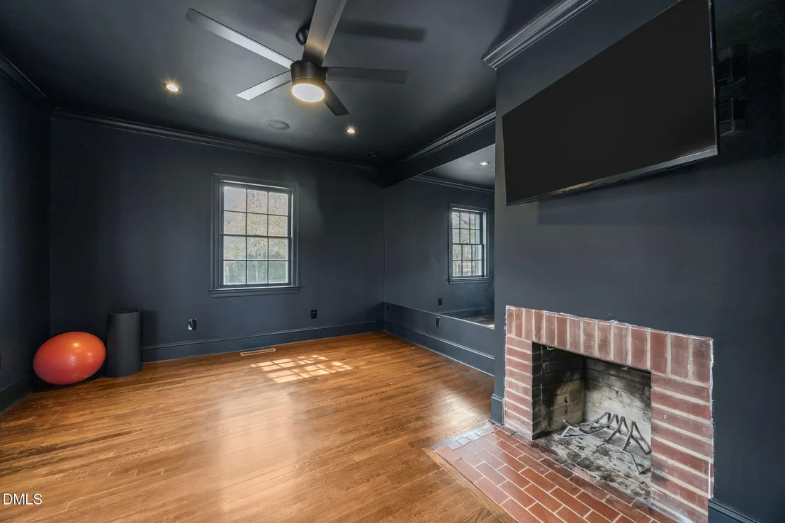 Photo of 3816 Dover Road