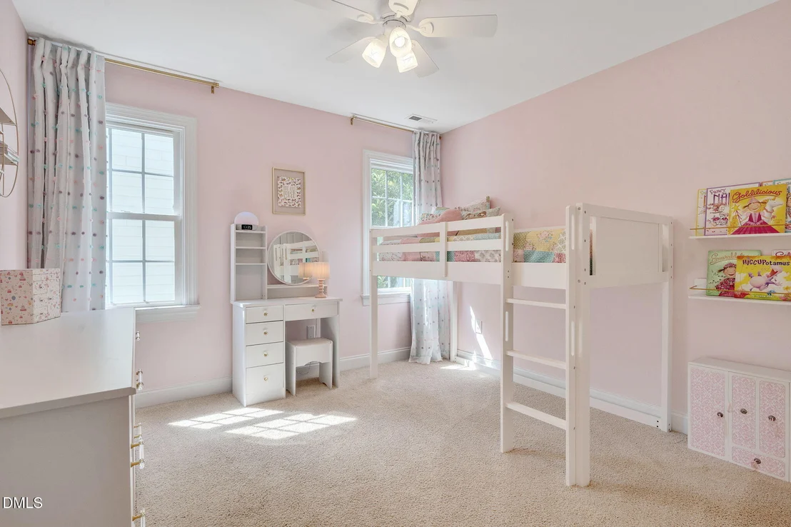 Photo of 1004 Town Side Drive