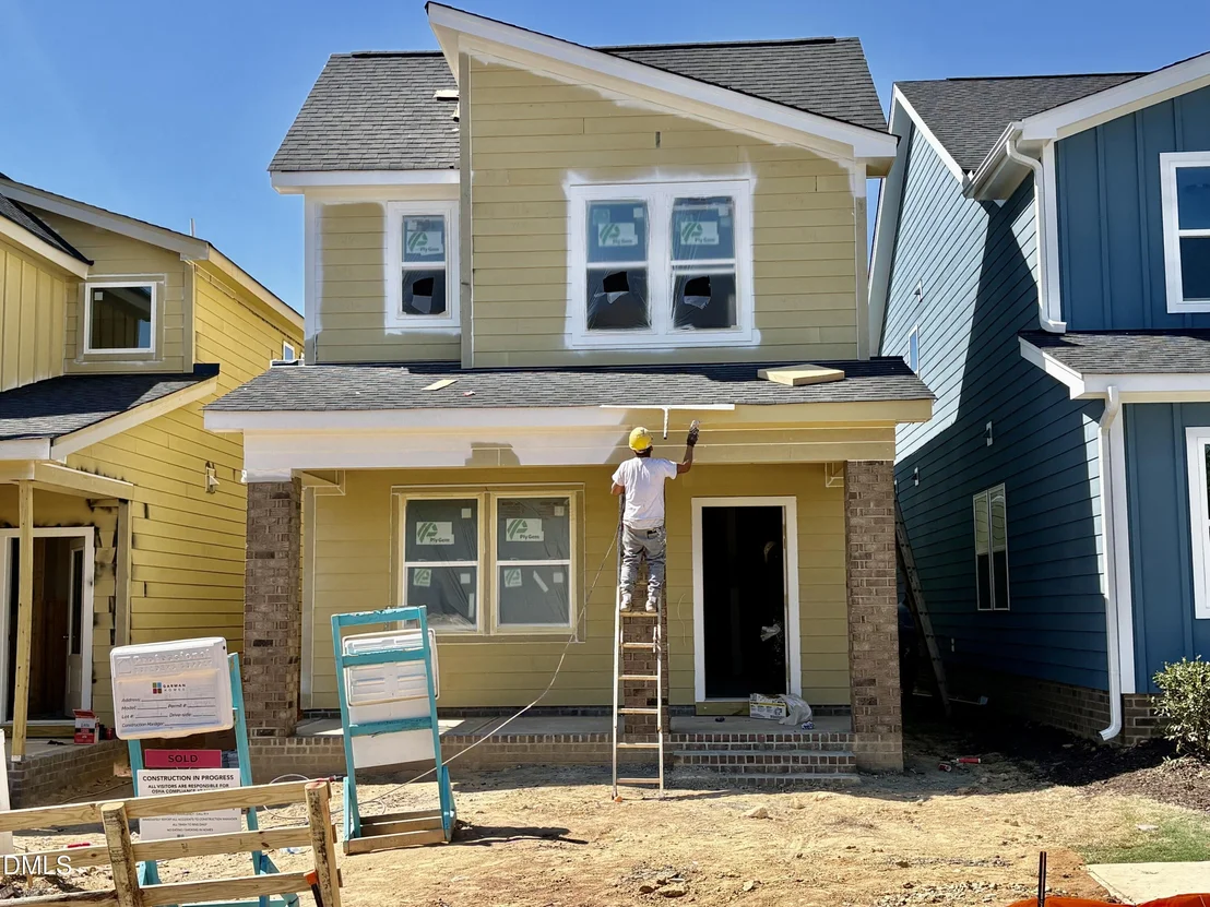 Photo of 883 Central Pk Drive