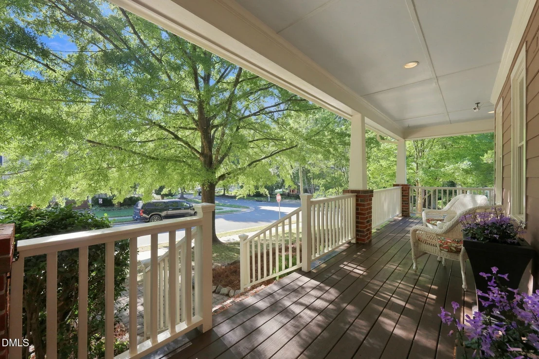 Photo of 10101 Hallberg Lane