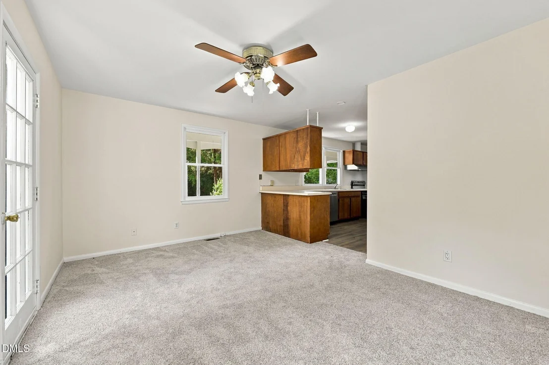 Photo of 404 Longleaf Drive