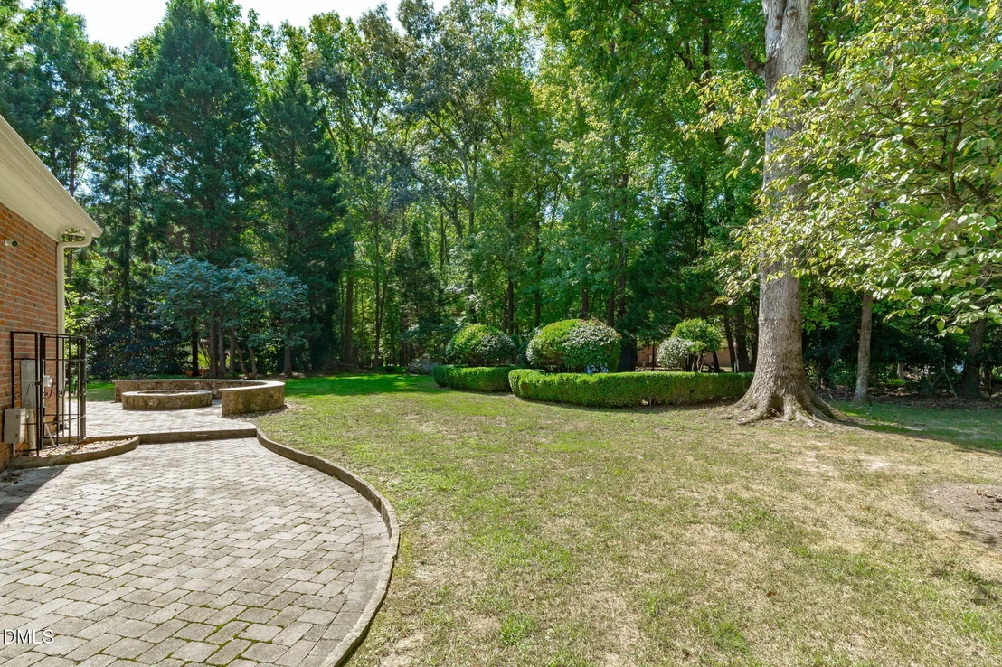 Photo of 206 Johnstone Court
