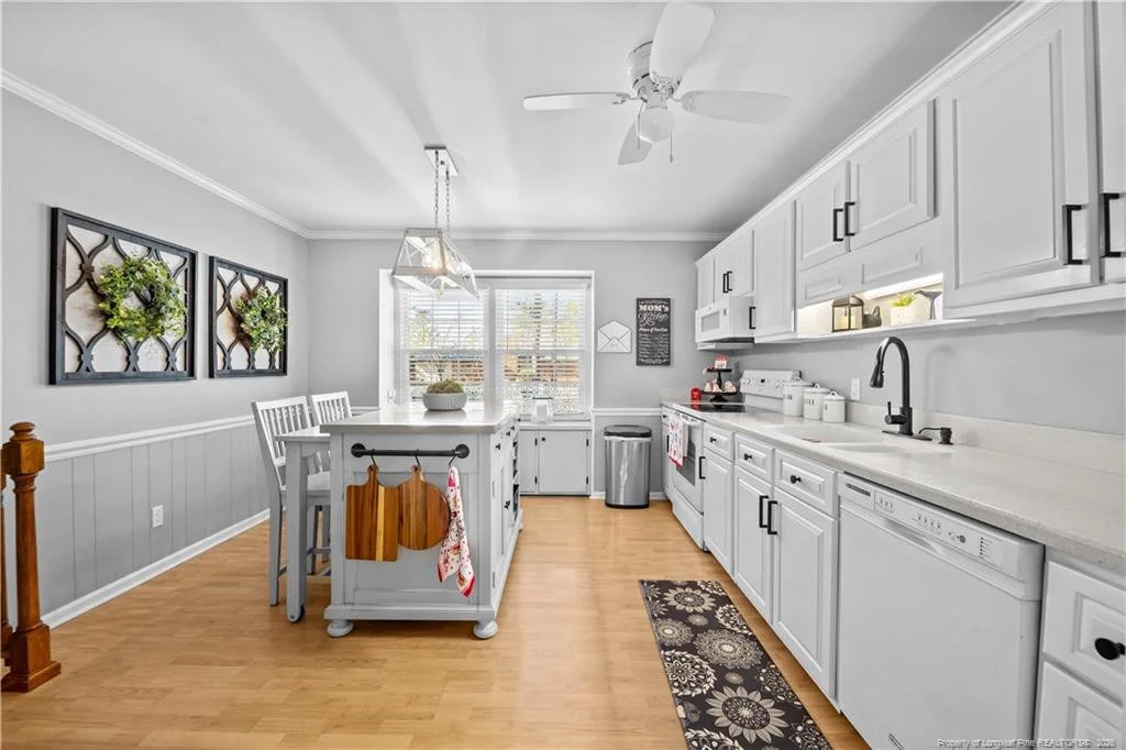 Photo of 3732 Floyd Drive