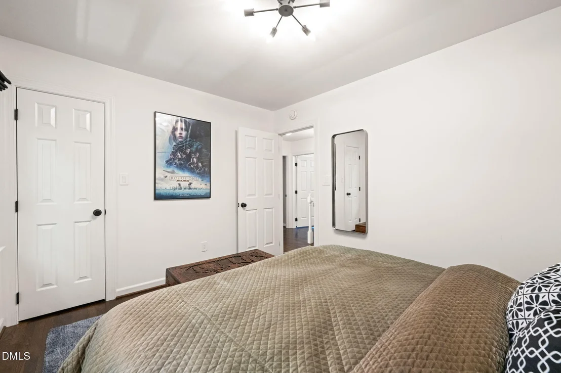 Photo of 102 Ormsby Court