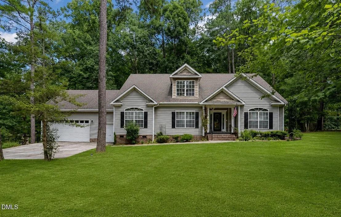 Photo of 6086 Dunes Drive