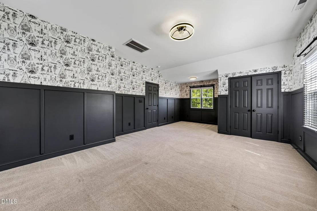 Photo of 802 Fanning Way