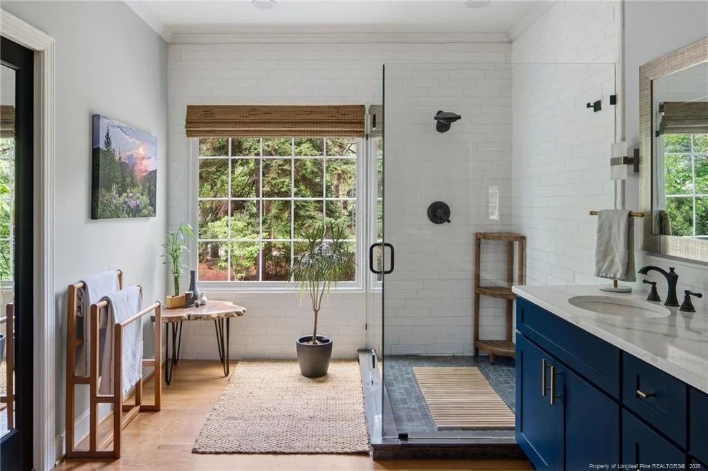 Photo of 305 Maples Road