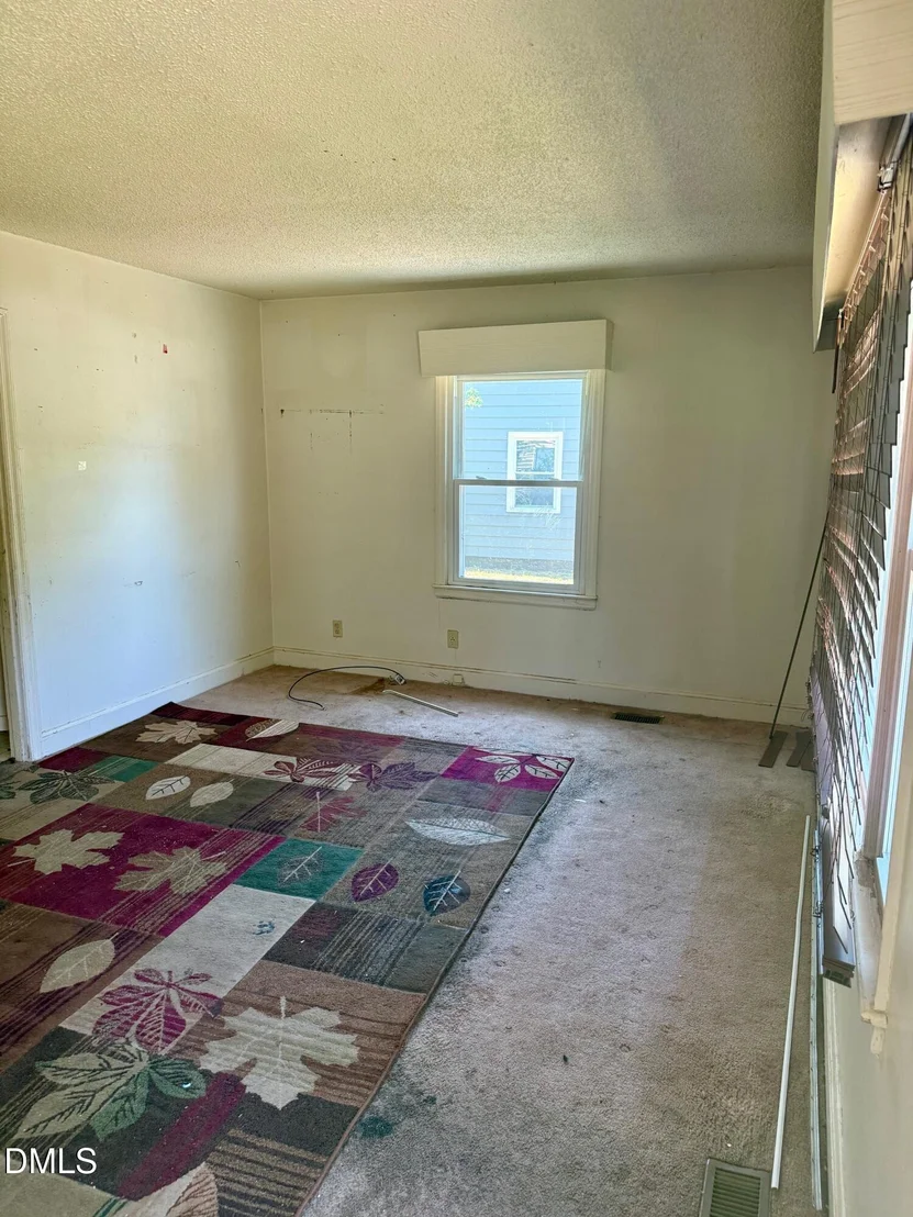 Photo of 2137 Roger Street