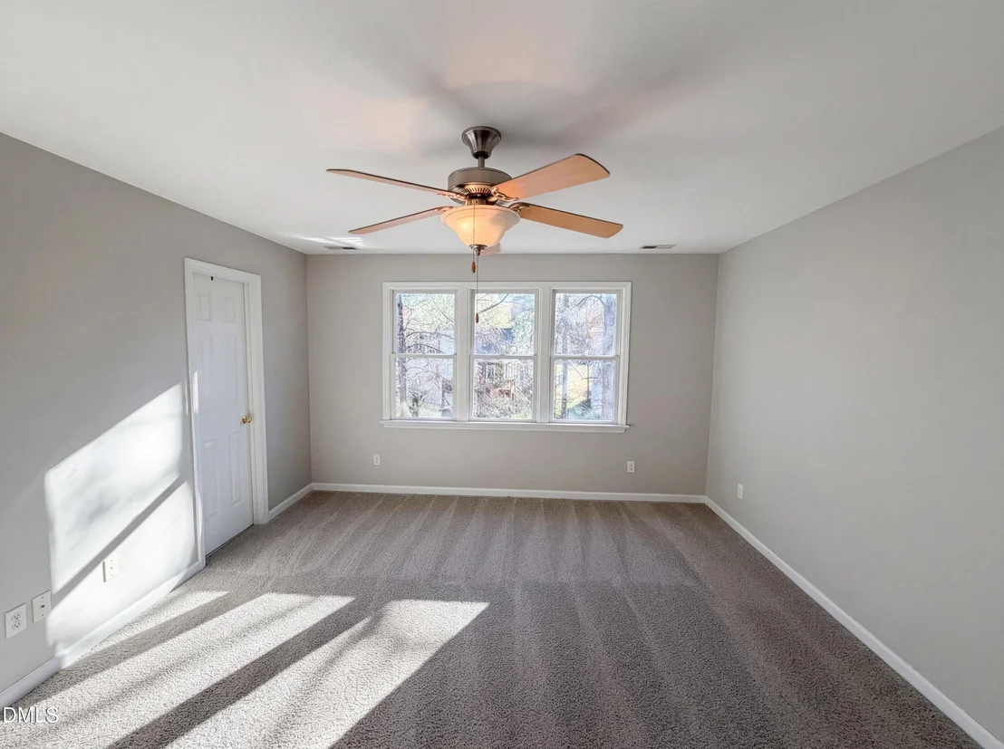 Photo of 304 Arlington Ridge Ridge