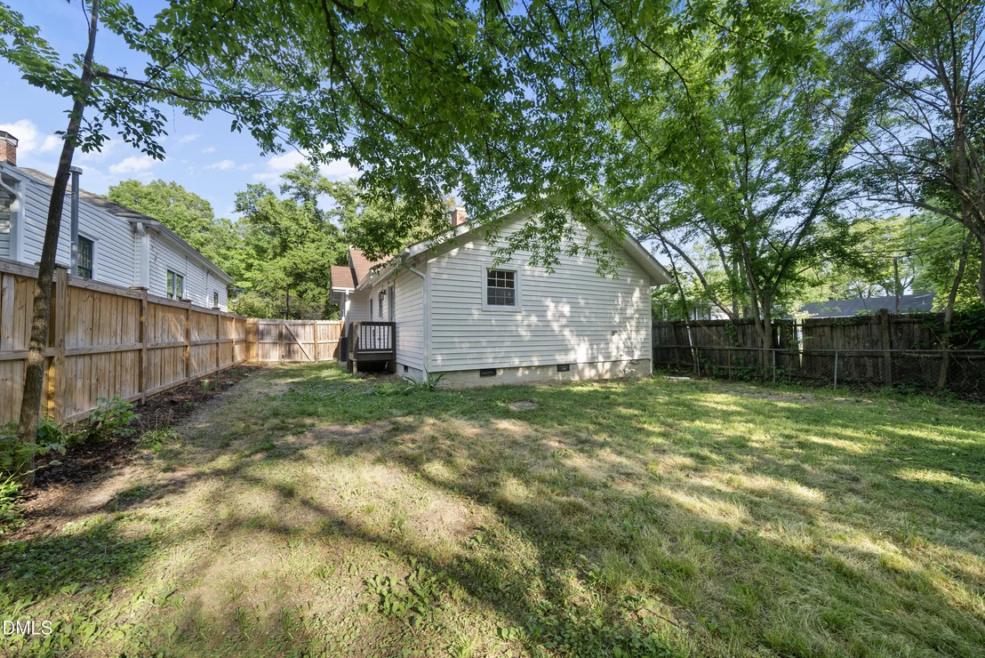 Photo of 1003 Iredell Street