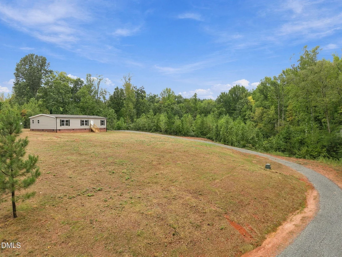 Photo of 8025 Cornwall Road