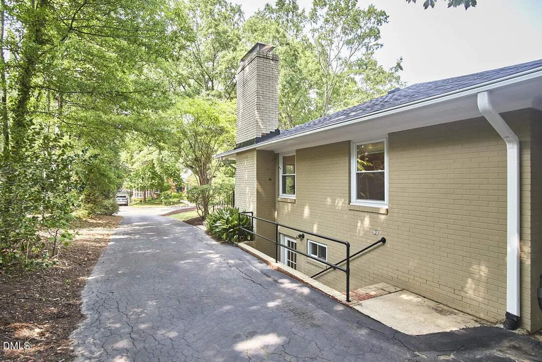 Photo of 118 Forestwood Drive