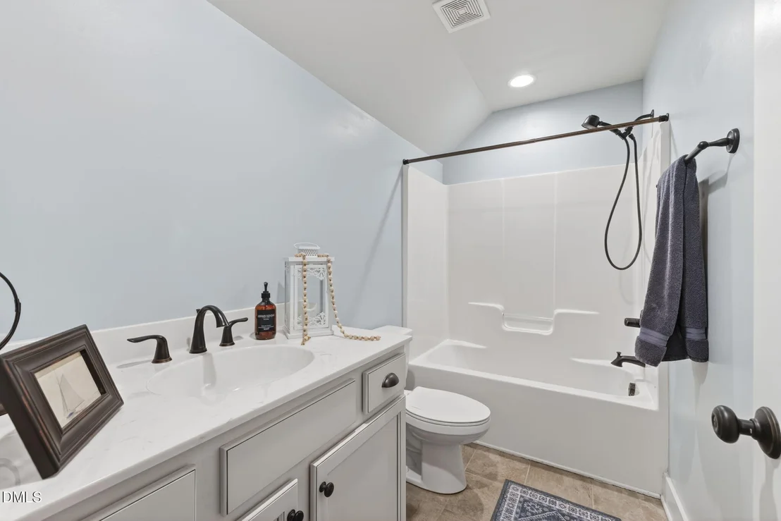 Photo of 534 Herring Road