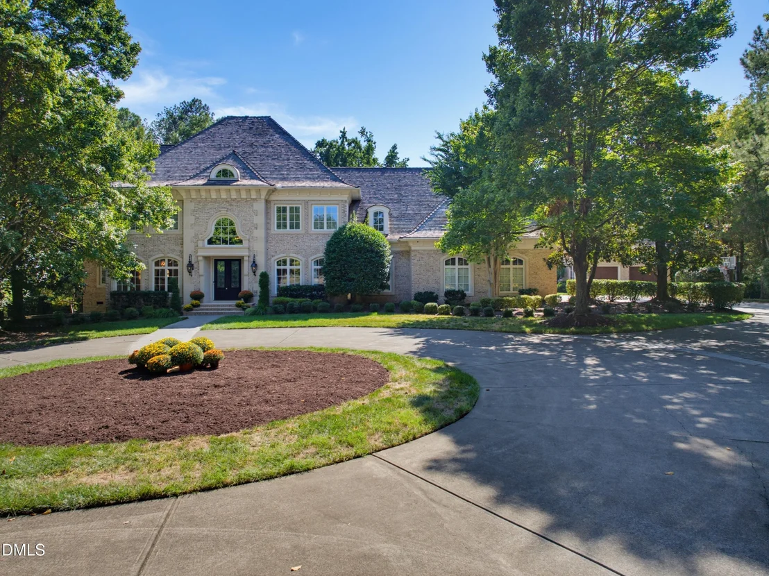 Photo of 6592 Wakefalls Drive