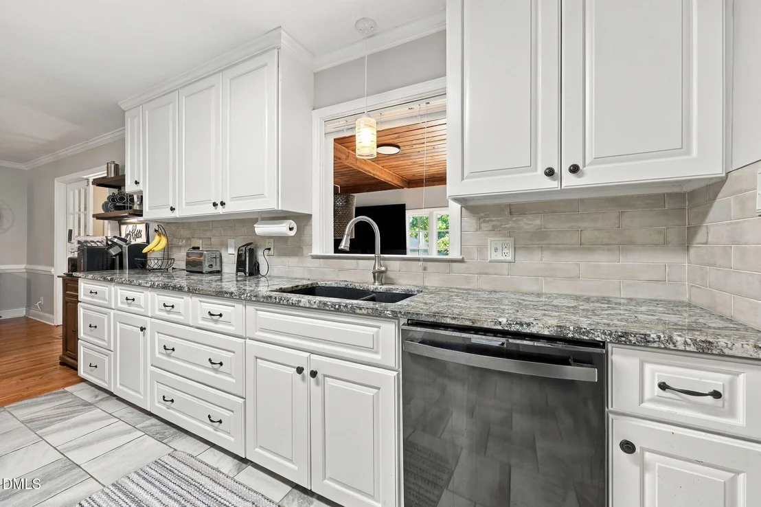 Photo of 5312 Fairoaks Road